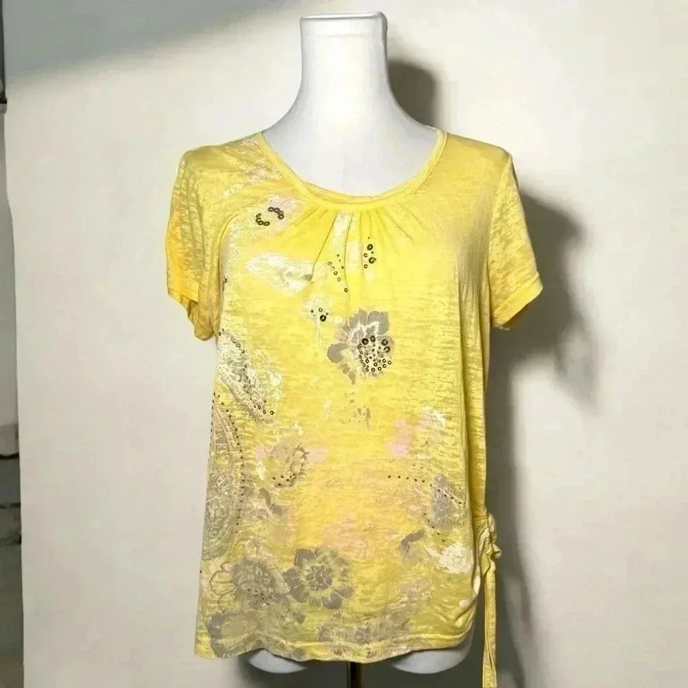 Vintage Y2K  cheery yellow sequined tee shirt Fairycore m/L